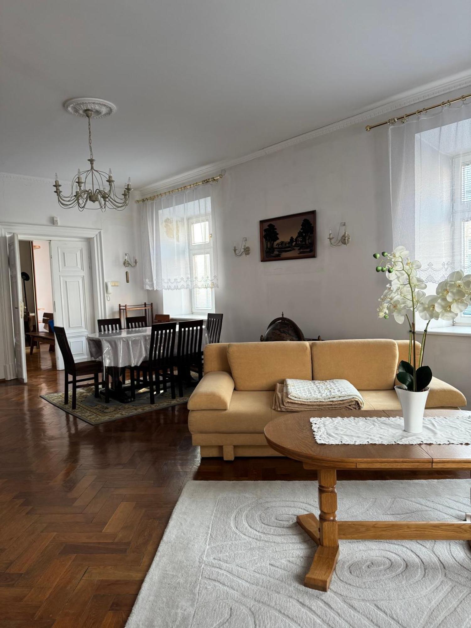 Bellevue Apartament *